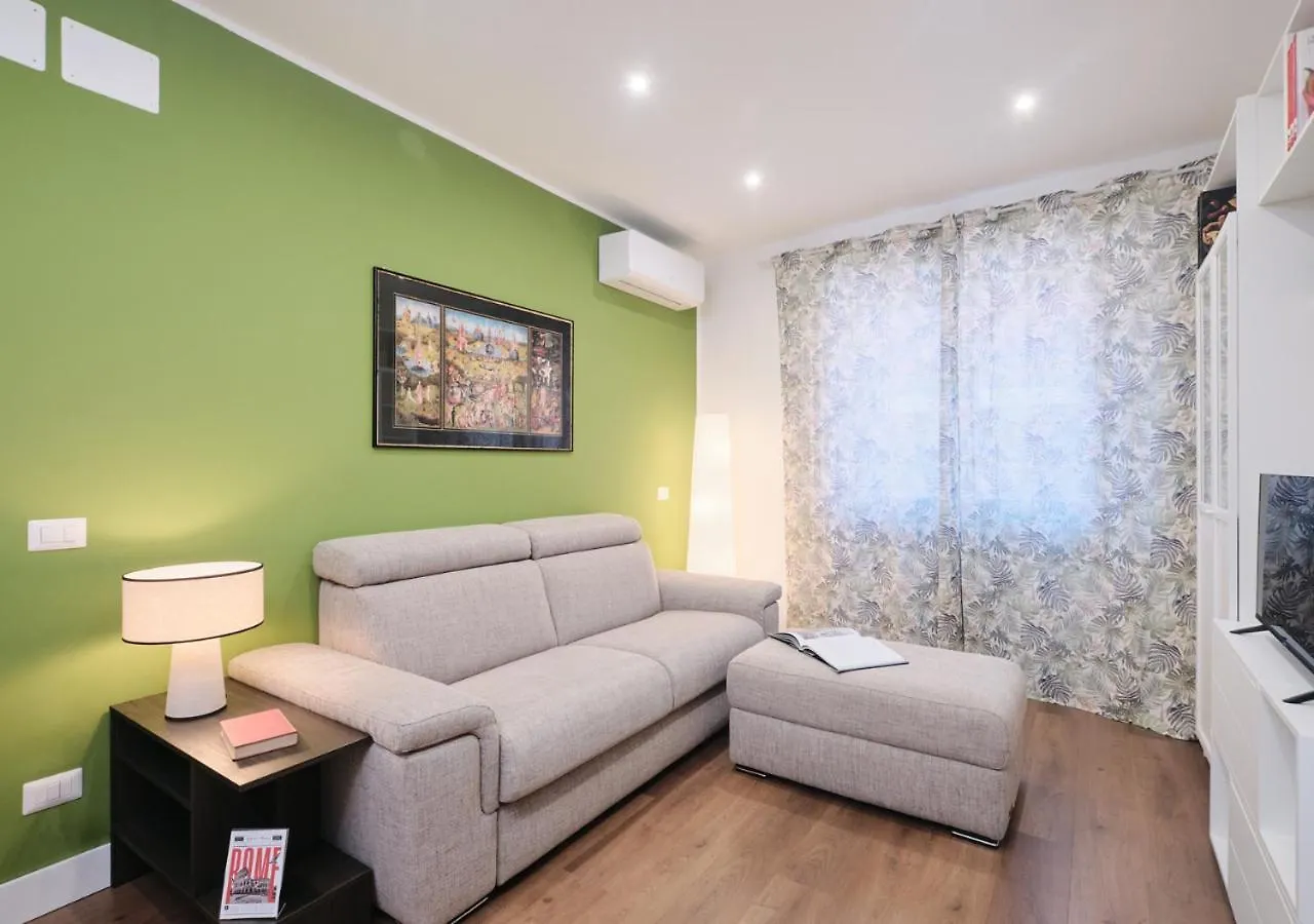 Apartment Colosseo A 15 Minuti - Suite Elegante In Centro Rome
